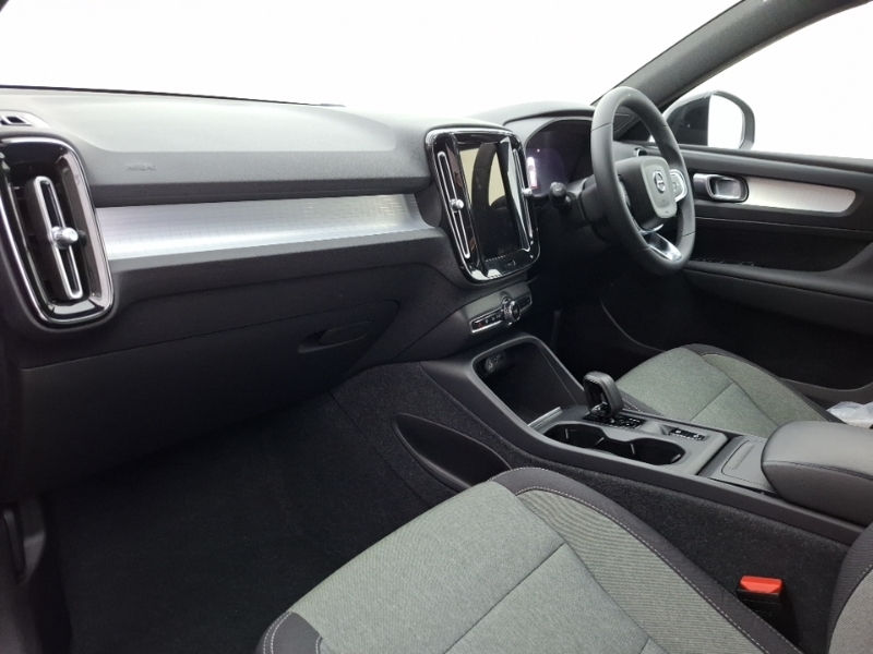 Volvo XC40 2.0 B3p Core SL23EJG Black #5