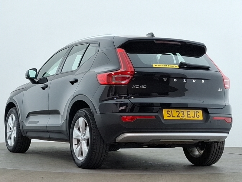 Volvo XC40 2.0 B3p Core SL23EJG Black #2