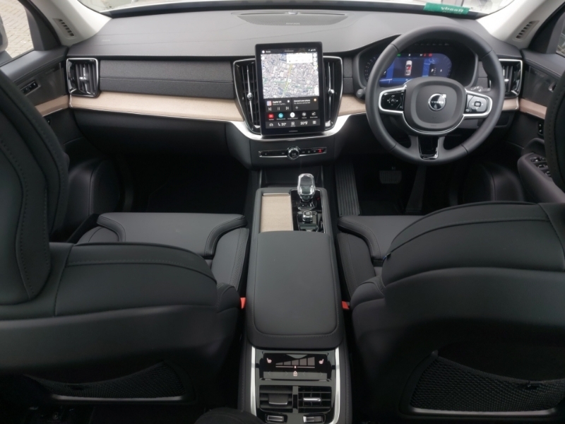 Volvo XC90 2.0 B5p Plus Dark Awd Geartronic Gold #3