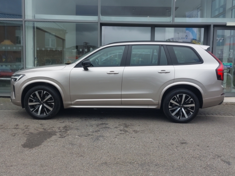 Volvo XC90 2.0 B5p Plus Dark Awd Geartronic Gold #4
