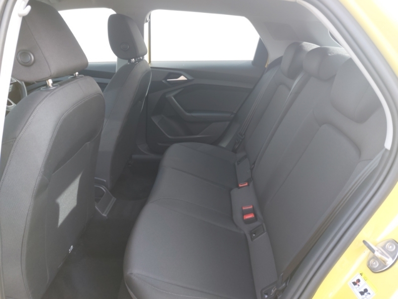 Audi A1 30 Tfsi 110 Technik Yellow #6