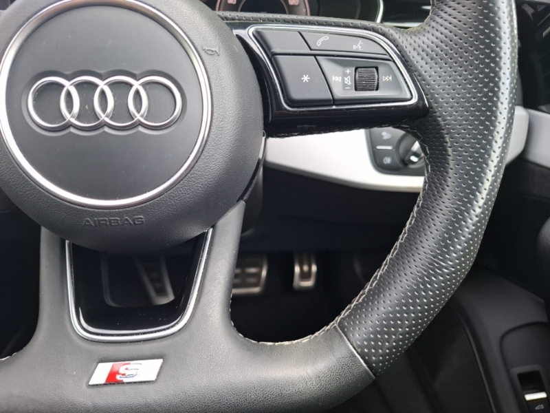 Audi A4 35 Tfsi Black Edition S Tronic Black #13