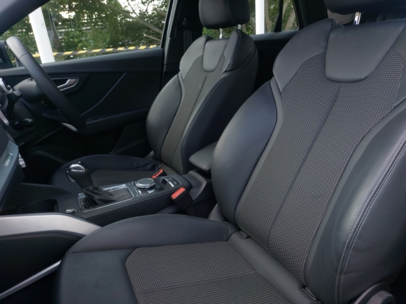 Audi Q2 35 Tfsi S Line S Tronic Black #5