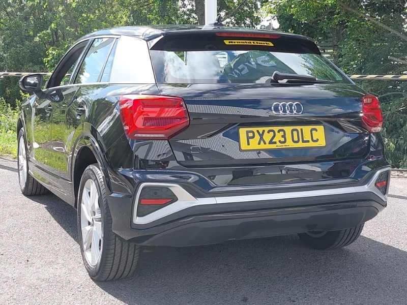 Audi Q2 35 Tfsi S Line S Tronic Black #2