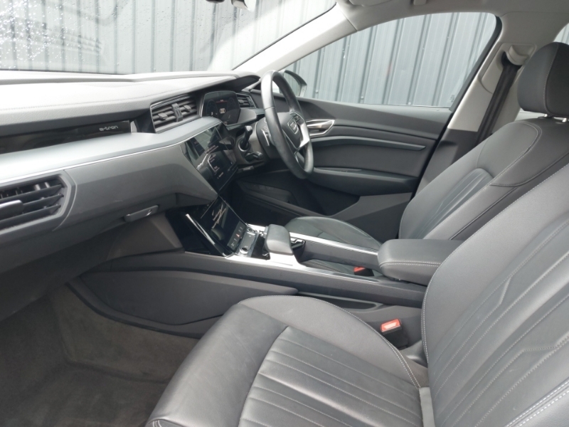 Audi Q8 e tron 250Kw 50 Quattro 95Kwh Sport White #5
