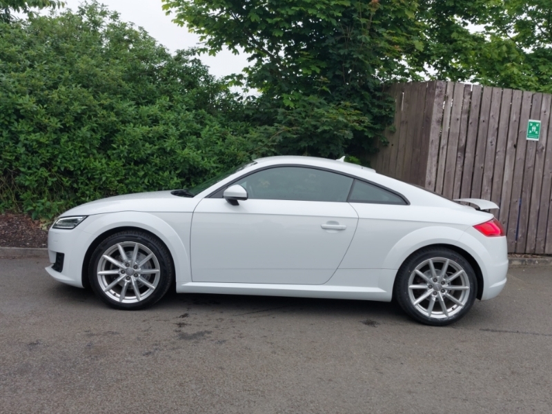 Audi TT 2.0 Tdi Ultra Sport White #4