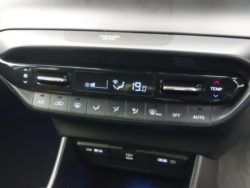 Hyundai Bayon Premium Blue #15