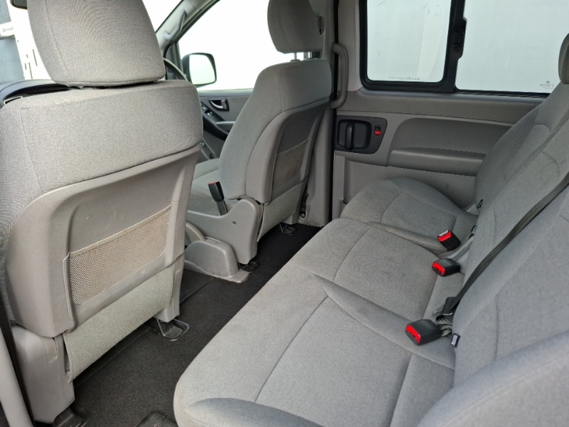 Hyundai I800 Crdi Se White #6