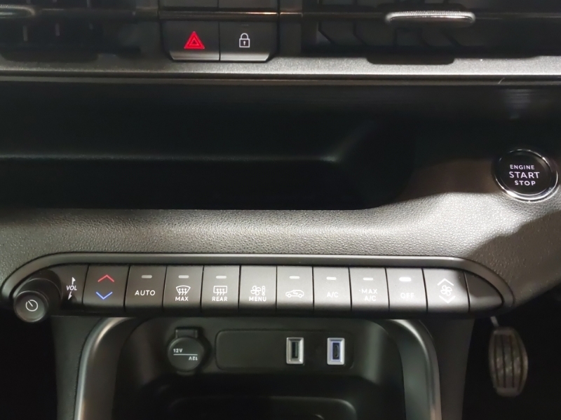 Jeep Avenger 1.2 Summit Suv Euro 6 Ss 100 Black #15