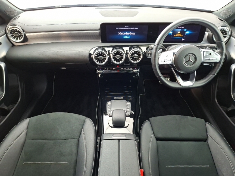 Mercedes-Benz A Class A180 Amg Line Premium Edition Blue #3