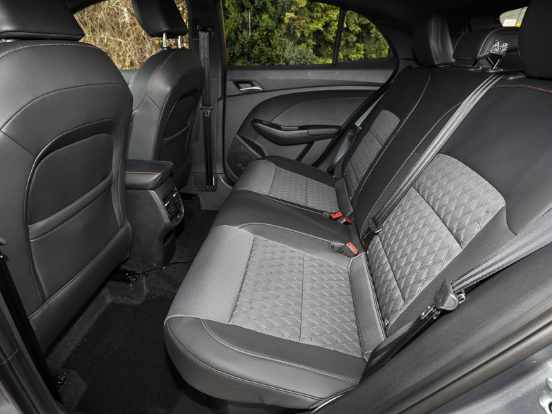 MG MG3 1.5 Hybrid Trophy Black #6