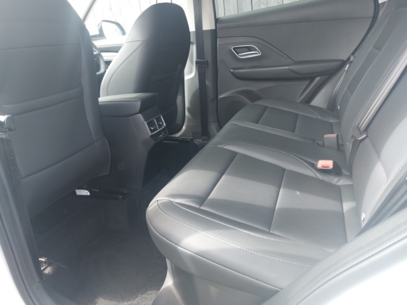 MG ZS 1.5 Hybrid Trophy White #6