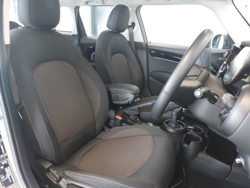 Mini Hatch 2.0 Cooper S Sport Premium Black #11