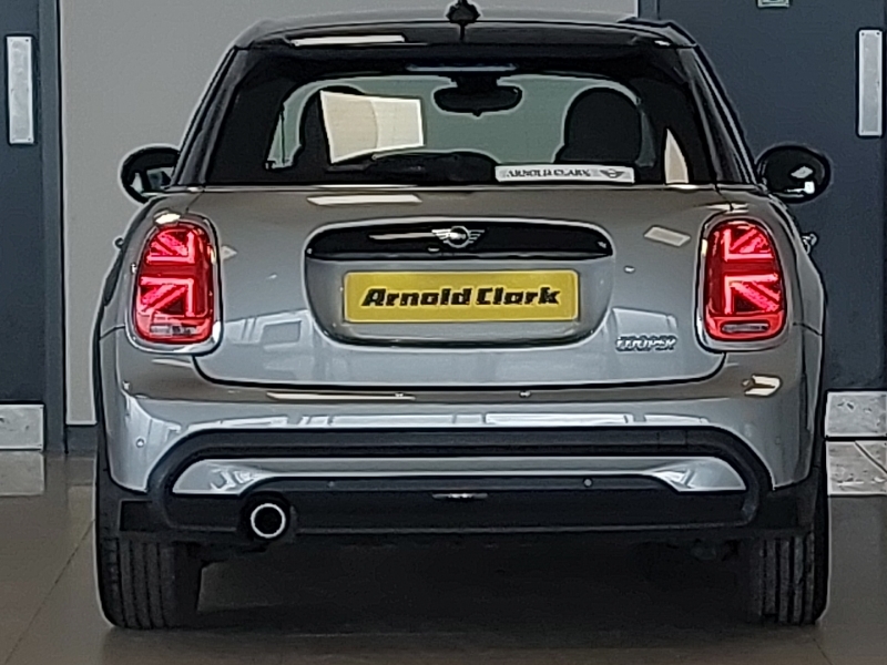 Mini Hatch 2.0 Cooper S Sport Premium Black #15
