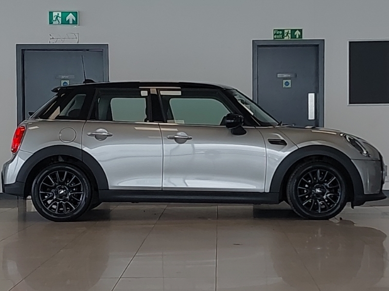 Mini Hatch 2.0 Cooper S Sport Premium Black #3