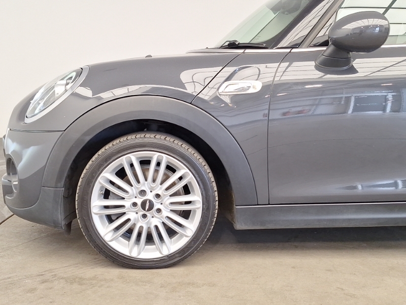 Mini Hatch 2.0 Cooper S Exclusive II Comfortnav Pack Blue #19