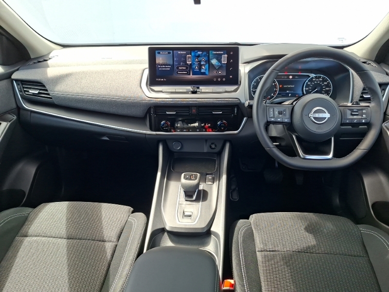 Nissan Qashqai 1.3 Dig-t Mh 158 Acenta Premium Xtronic Black #3