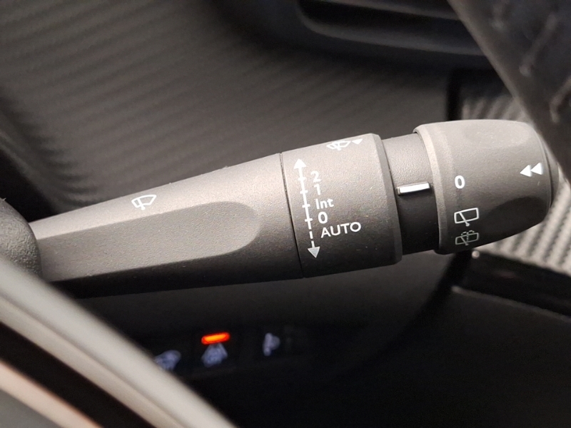 Peugeot 2008 1.2 Puretech Active Black #16