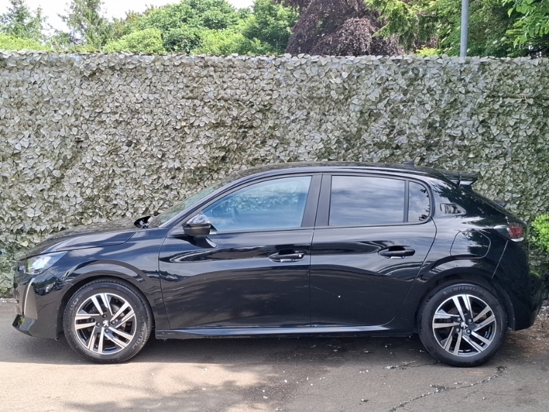 Peugeot 208 1.2 Puretech Active Premium Black #4
