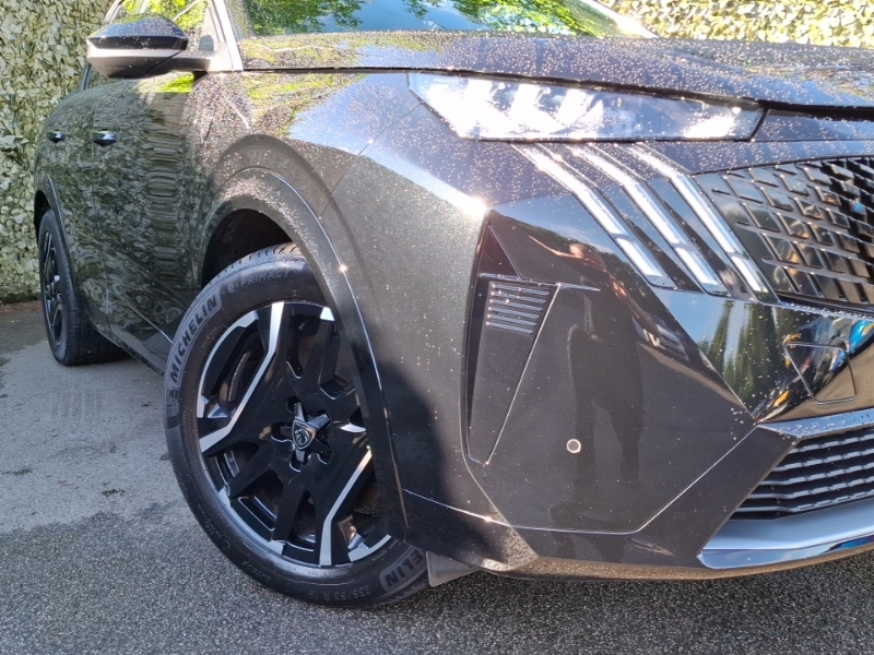 Peugeot 3008 Hatchback  #20