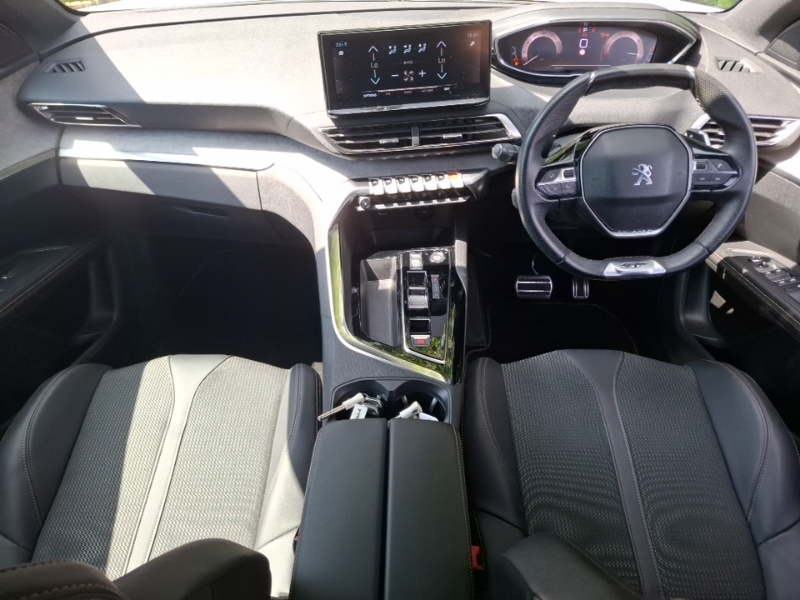 Peugeot 5008 1.5 Bluehdi Gt Eat8 SM23GSO White #3