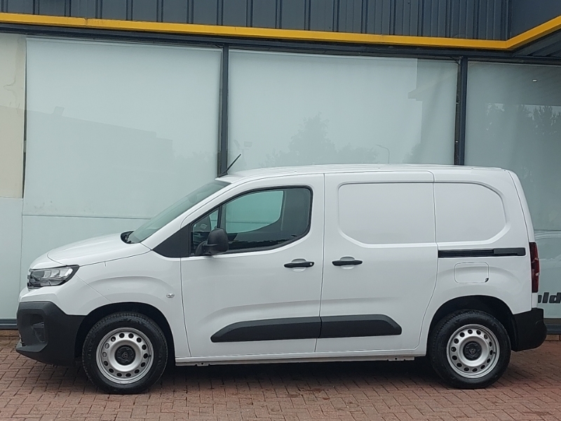 Peugeot Partner 1.5 Bluehdi 100 Professional Plus Van White #4