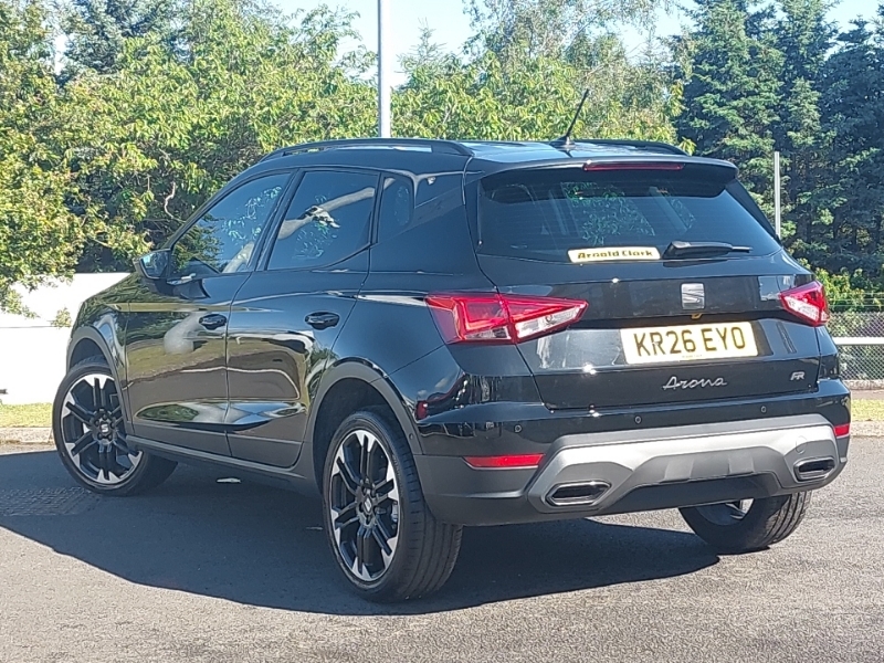 Seat Arona 1.0 Tsi 115 Fr Sport Dsg Black #2
