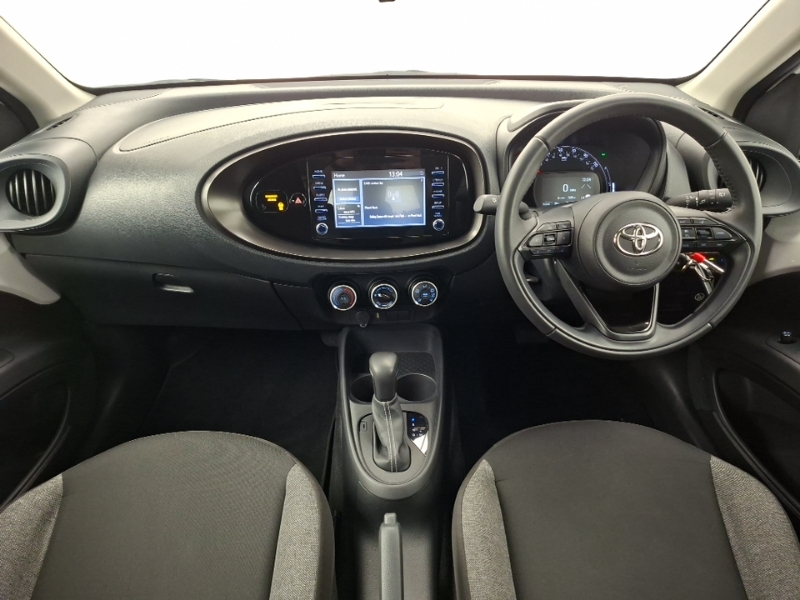 Toyota Aygo X 1.0 Vvt-i Pure FV73YKP White #3