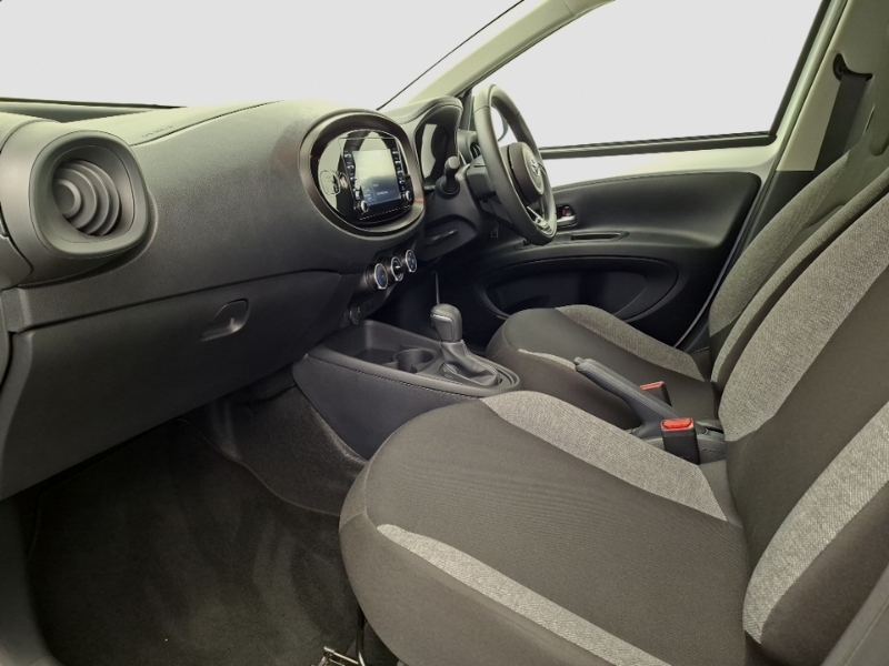 Toyota Aygo X 1.0 Vvt-i Pure FV73YKP White #5