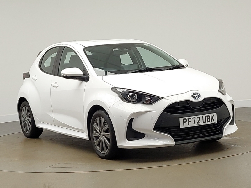 Toyota Yaris 1.5 Hybrid Icon Cvt White