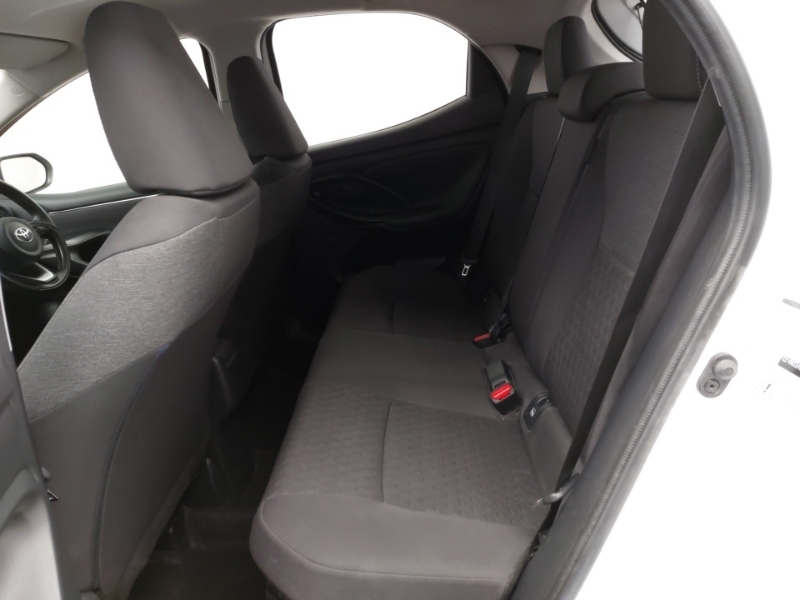 Toyota Yaris 1.5 Hybrid Icon Cvt White #6