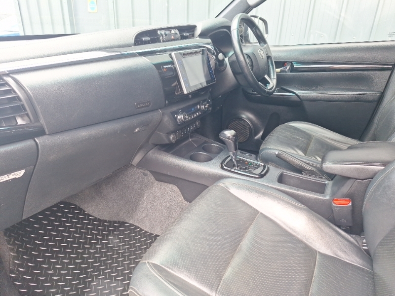 Toyota HILUX Invincible X Ltd Ed Dcab Pup 2.4 D-4d 3.5T Silver #5