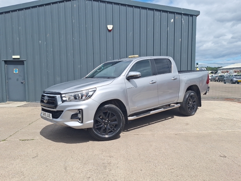 Toyota HILUX Active 4X4 White #7