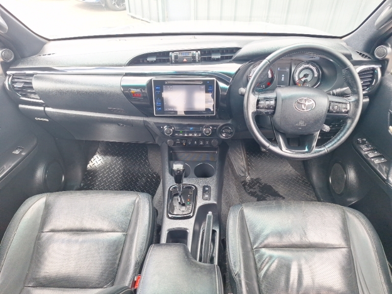 Toyota HILUX Invincible X Ltd Ed Dcab Pup 2.4 D-4d 3.5T Silver #3