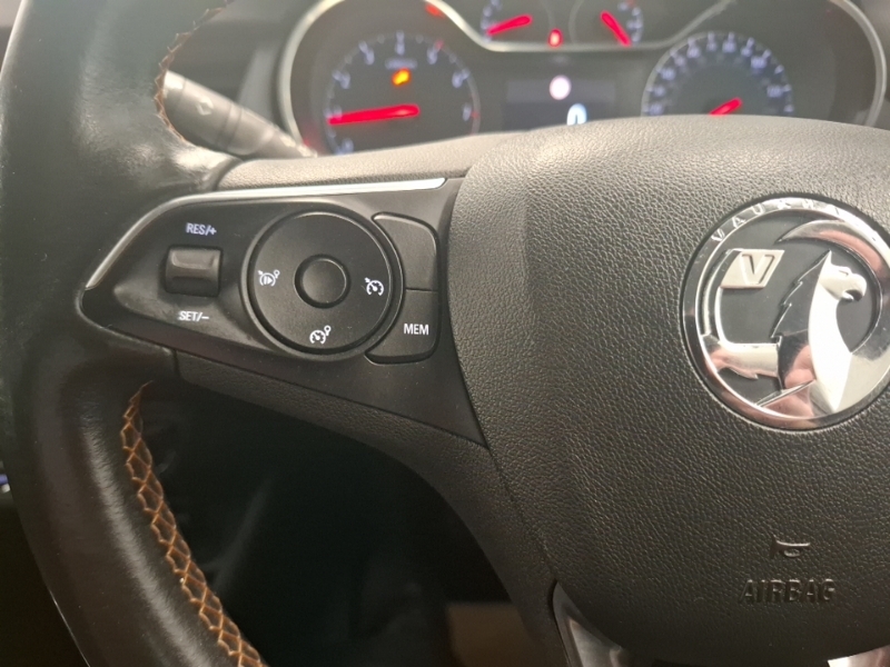 Vauxhall Crossland X Elite Nav - White #12