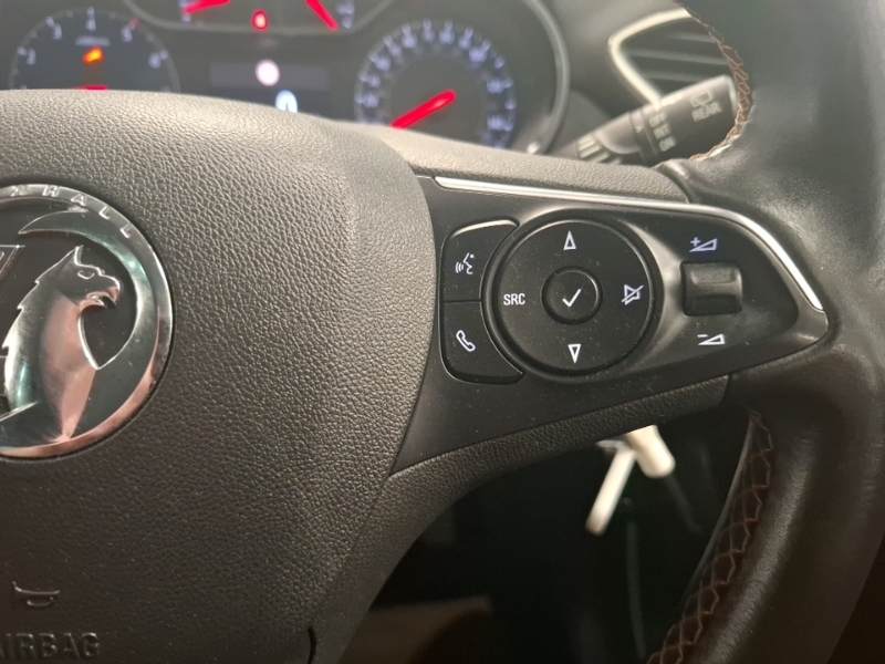 Vauxhall Crossland X Elite Nav - White #13