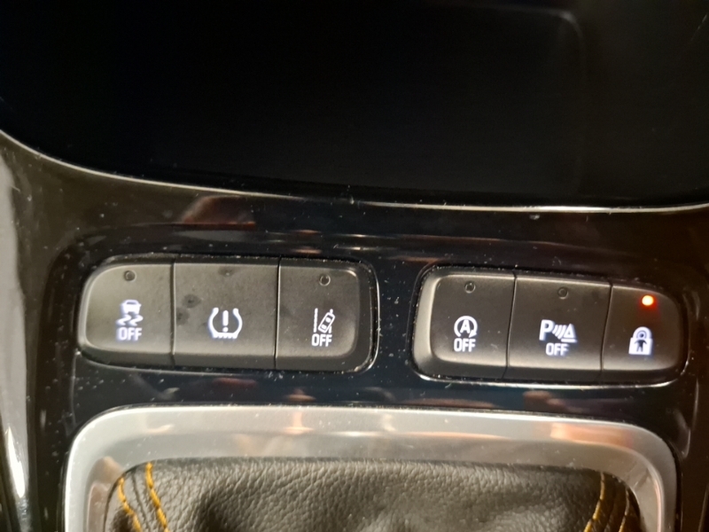 Vauxhall Crossland X Elite Nav - White #15