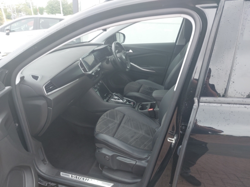 Vauxhall Grandland 1.5 Turbo D Ultimate Black #5