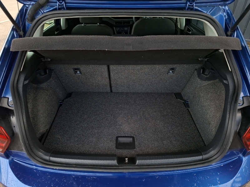 Volkswagen Polo Hatchback Silver #18