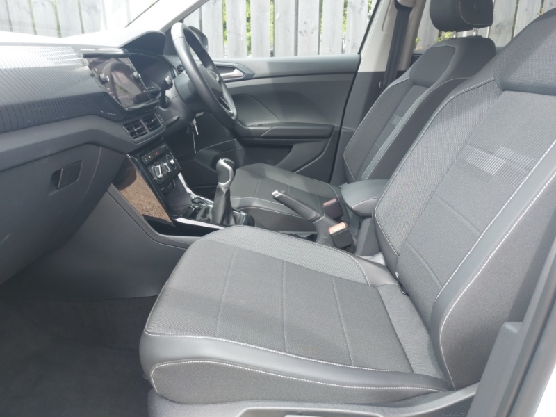 Volkswagen T-Cross 1.0 Tsi 110 Black Edition Grey #5