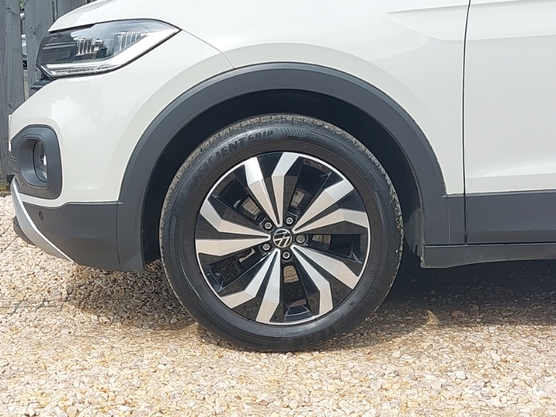 Volkswagen T-Cross Active White #19