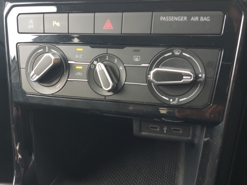 Volkswagen T-Cross Active White #16