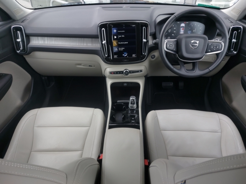 Volvo XC40 1.5 T3 163 Inscription Geartronic Blue #3