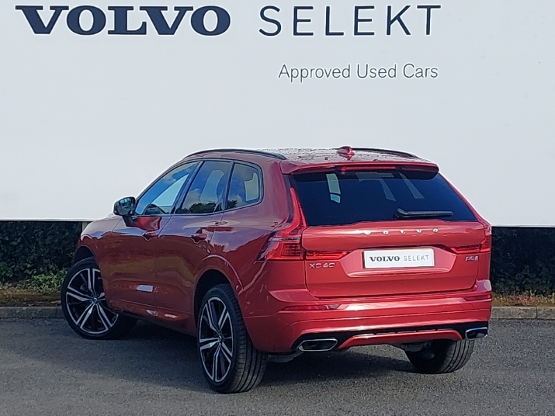 Volvo XC60 2.0 B5d R Design Pro Awd Geartronic Red #2