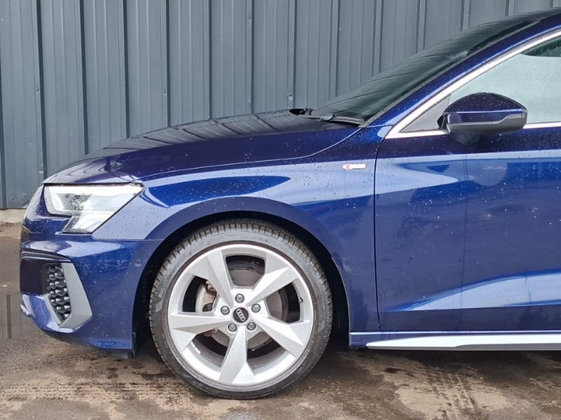 Audi A3 35 Tfsi Edition 1 5-Door S Tronic Sportb Black #19