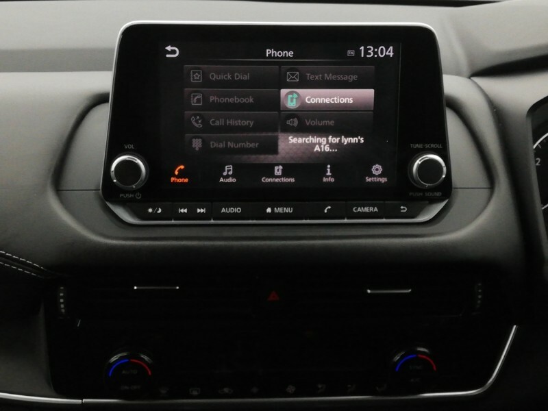 Nissan Qashqai Acenta Prem E-pow Red #10