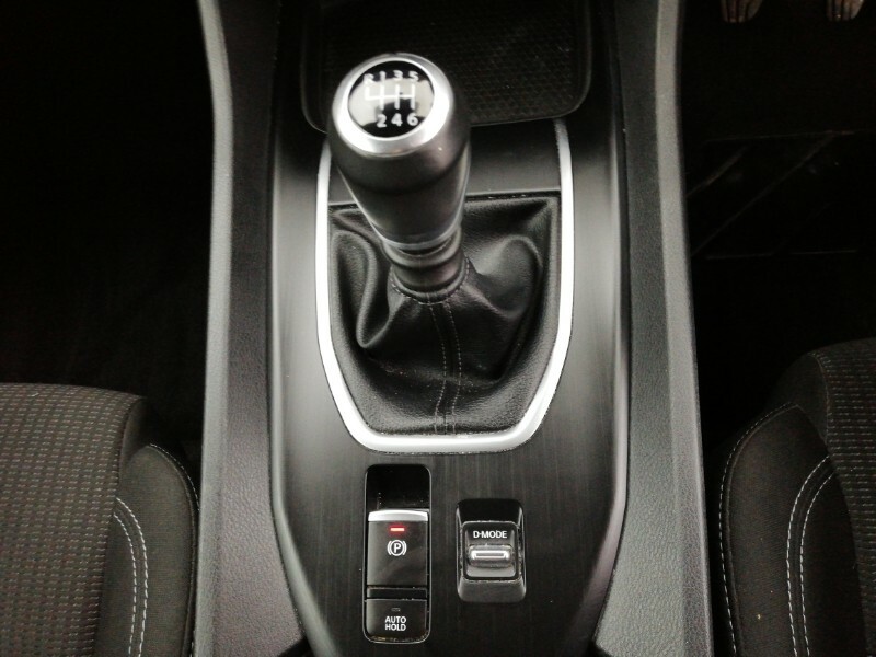 Nissan Qashqai Acenta Prem E-pow Red #16