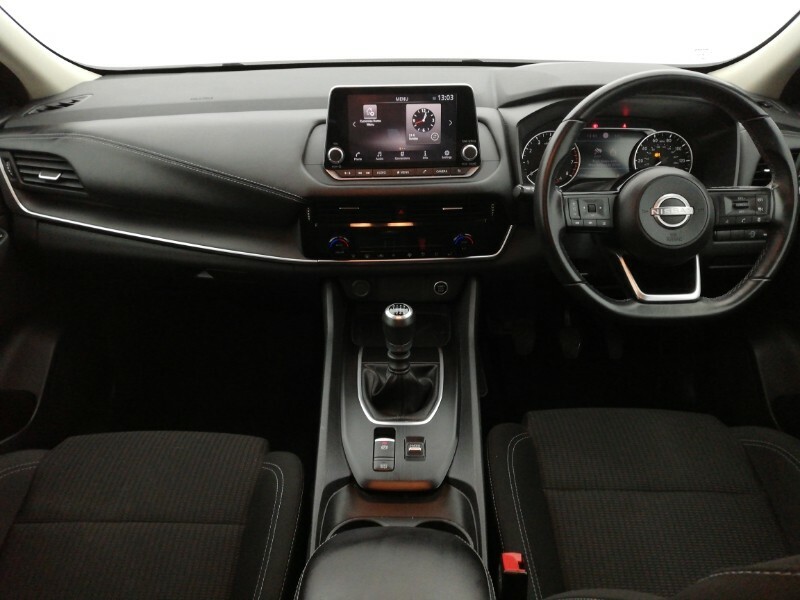 Nissan Qashqai 1.3 Dig-t Mh Acenta Premium Red #3