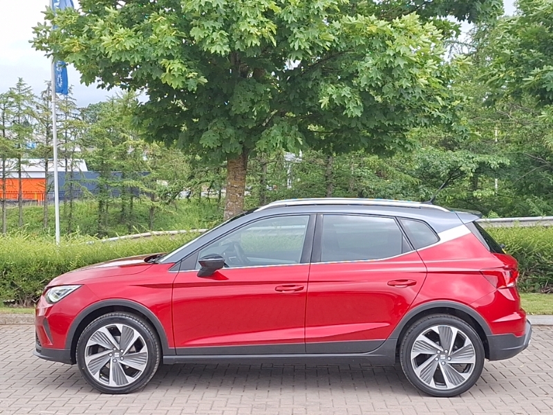 Seat Arona 1.0 Tsi 110 Fr Sport Dsg Red #4