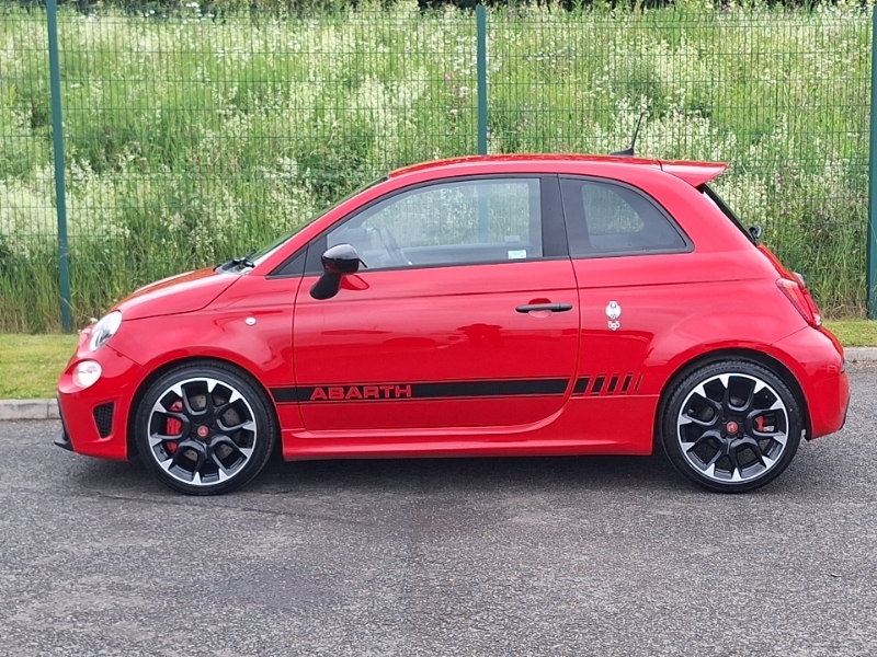 Abarth 595 1.4 T-jet 180 Competizione Red #4